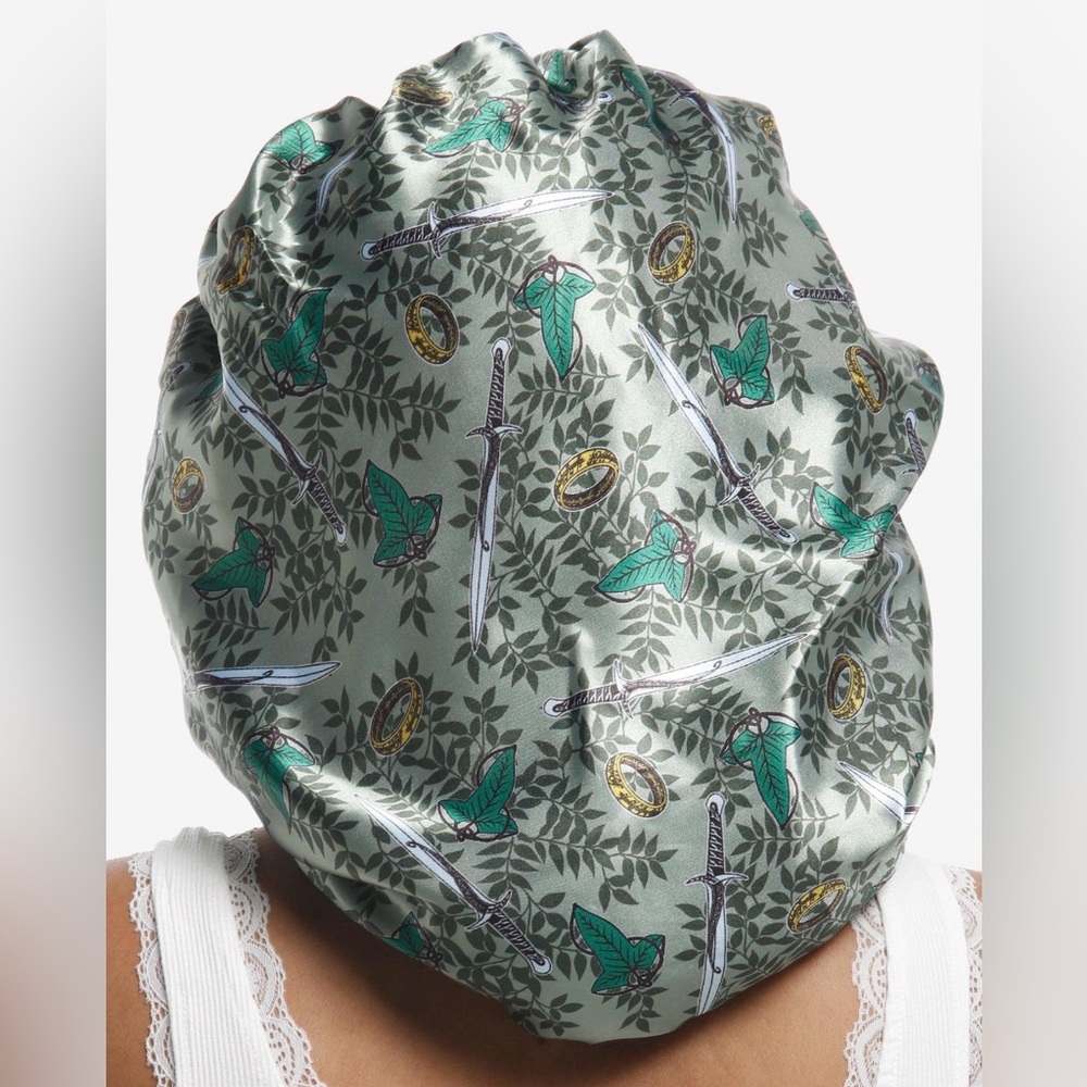 Lord of the Rings Reversible Satin Bonnet- New - Picture 3 of 3